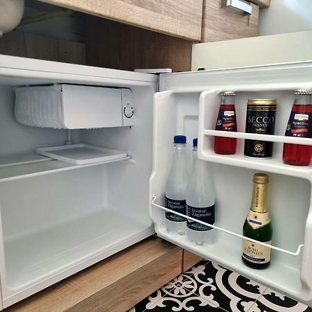 Toma Boutique Apartment Брашов Екстериор снимка