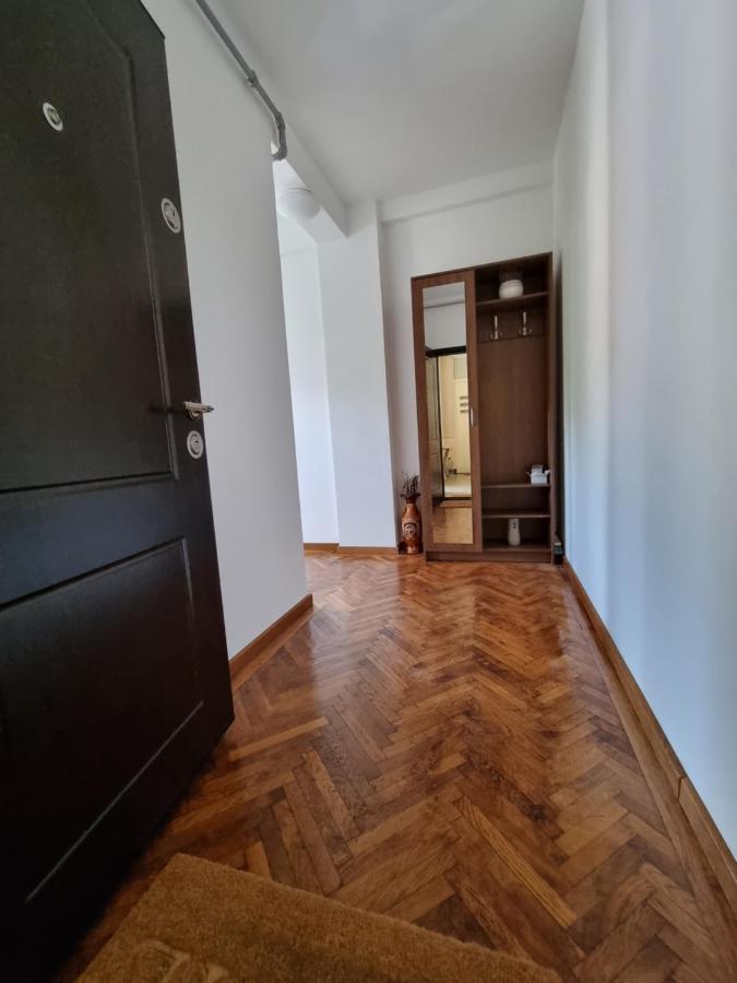 Toma Boutique Apartment Брашов Екстериор снимка