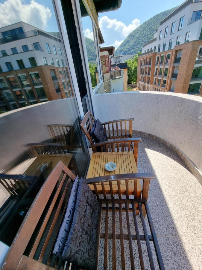 Toma Boutique Apartment Брашов Екстериор снимка