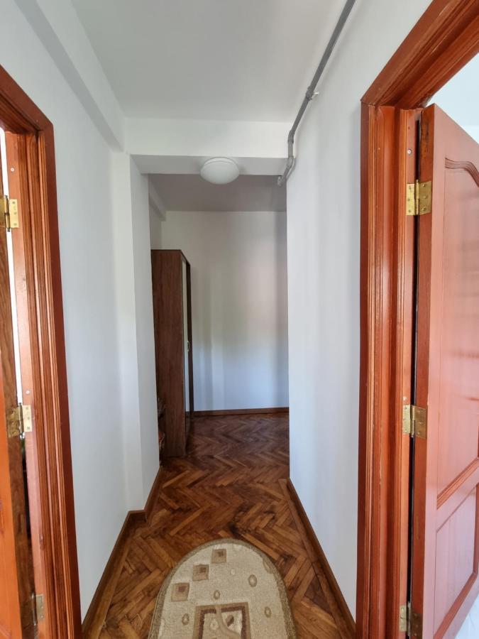 Toma Boutique Apartment Брашов Екстериор снимка