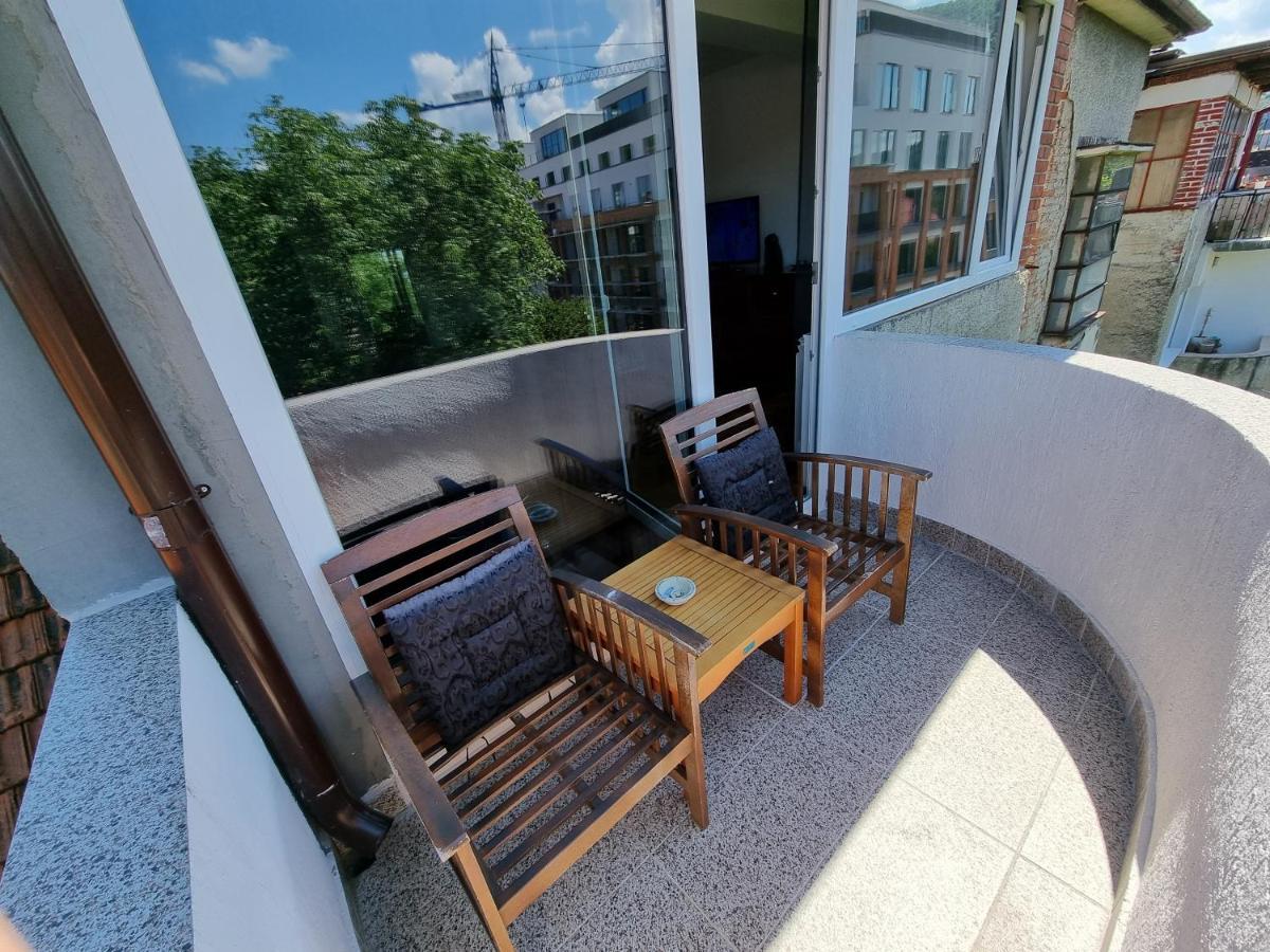 Toma Boutique Apartment Брашов Екстериор снимка