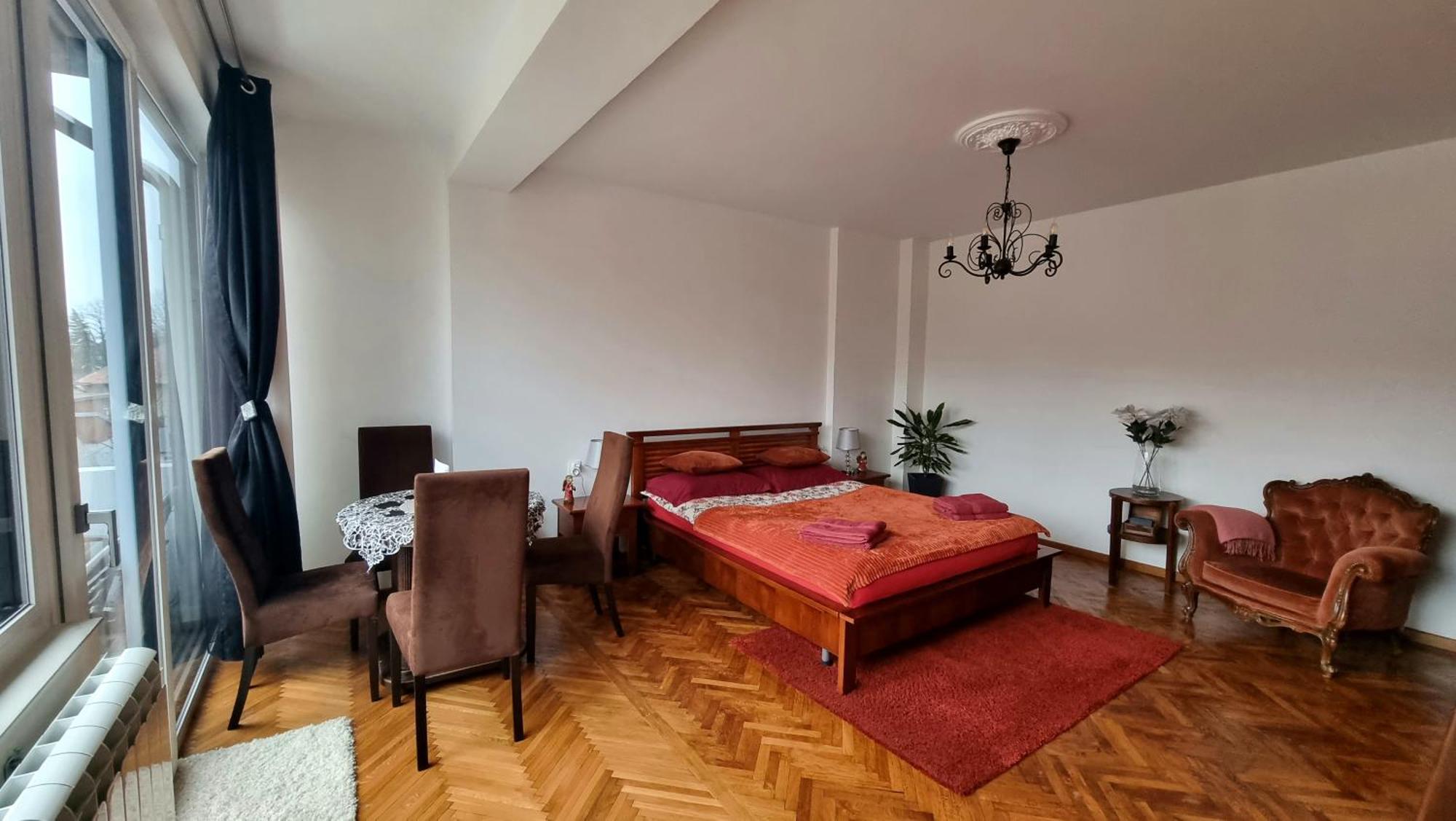 Toma Boutique Apartment Брашов Екстериор снимка
