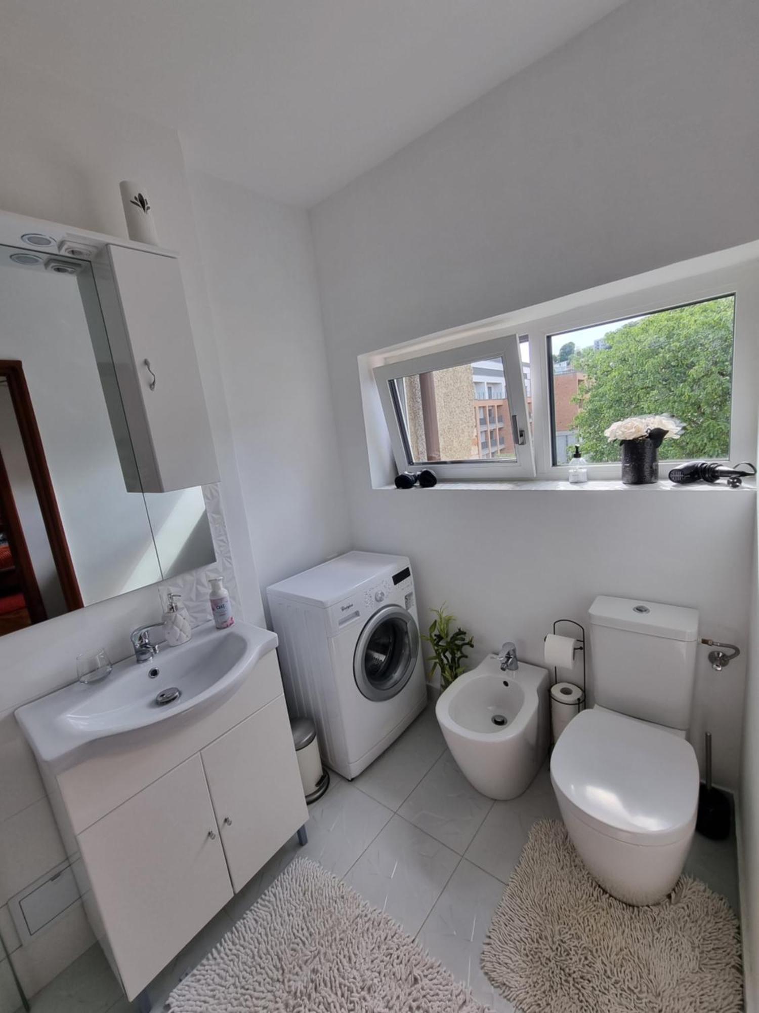 Toma Boutique Apartment Брашов Екстериор снимка