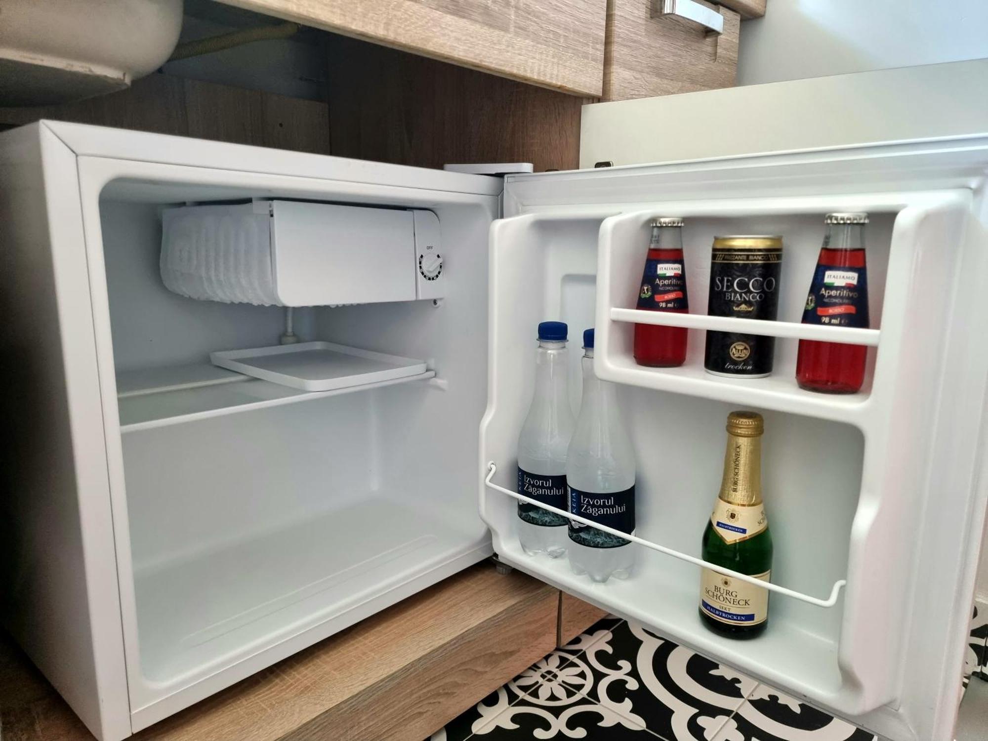 Toma Boutique Apartment Брашов Екстериор снимка