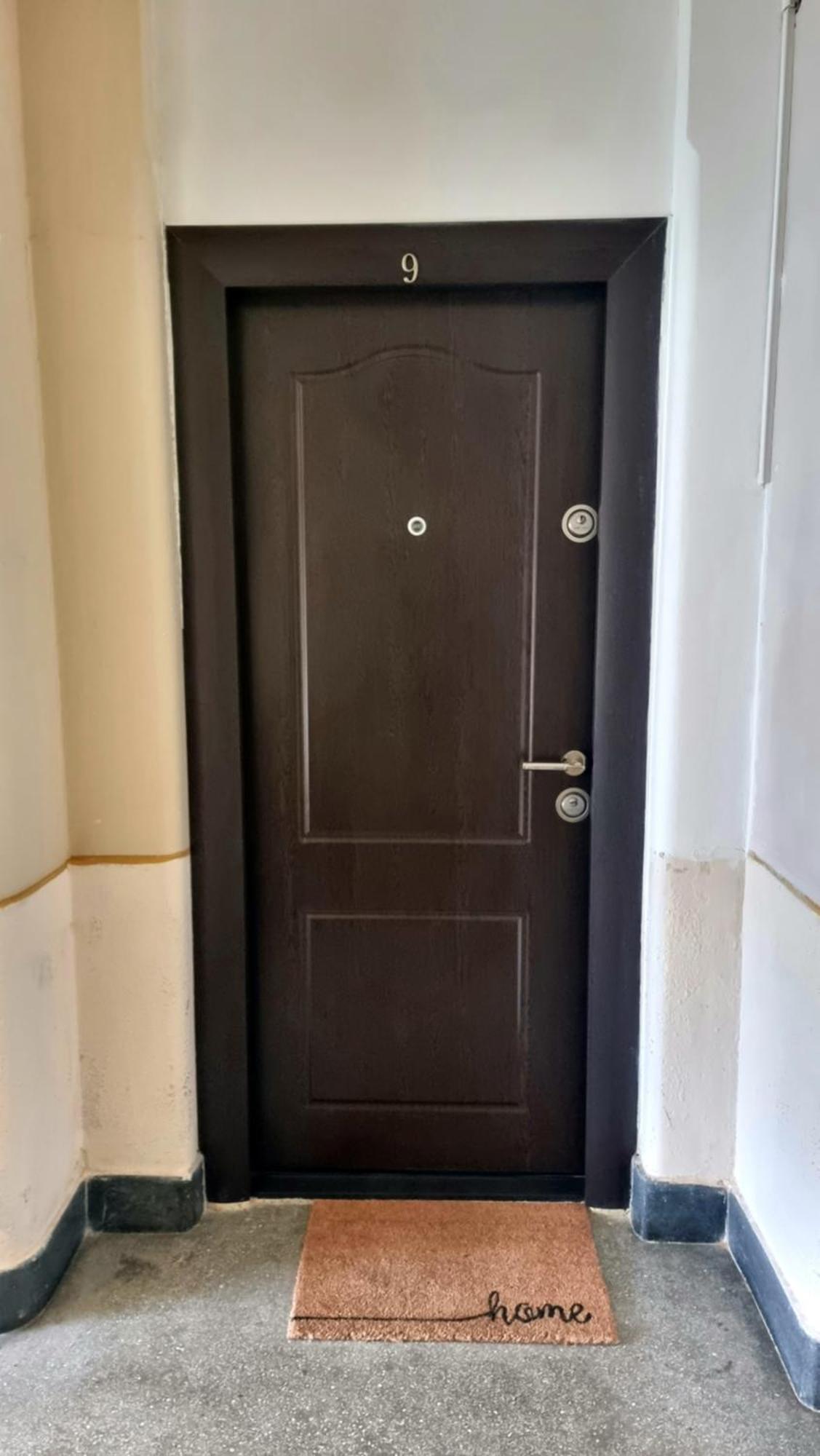 Toma Boutique Apartment Брашов Екстериор снимка